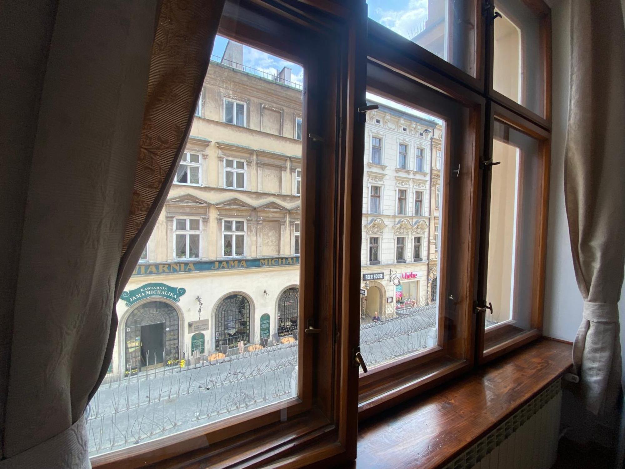 Apartments Legendary Krasków Εξωτερικό φωτογραφία