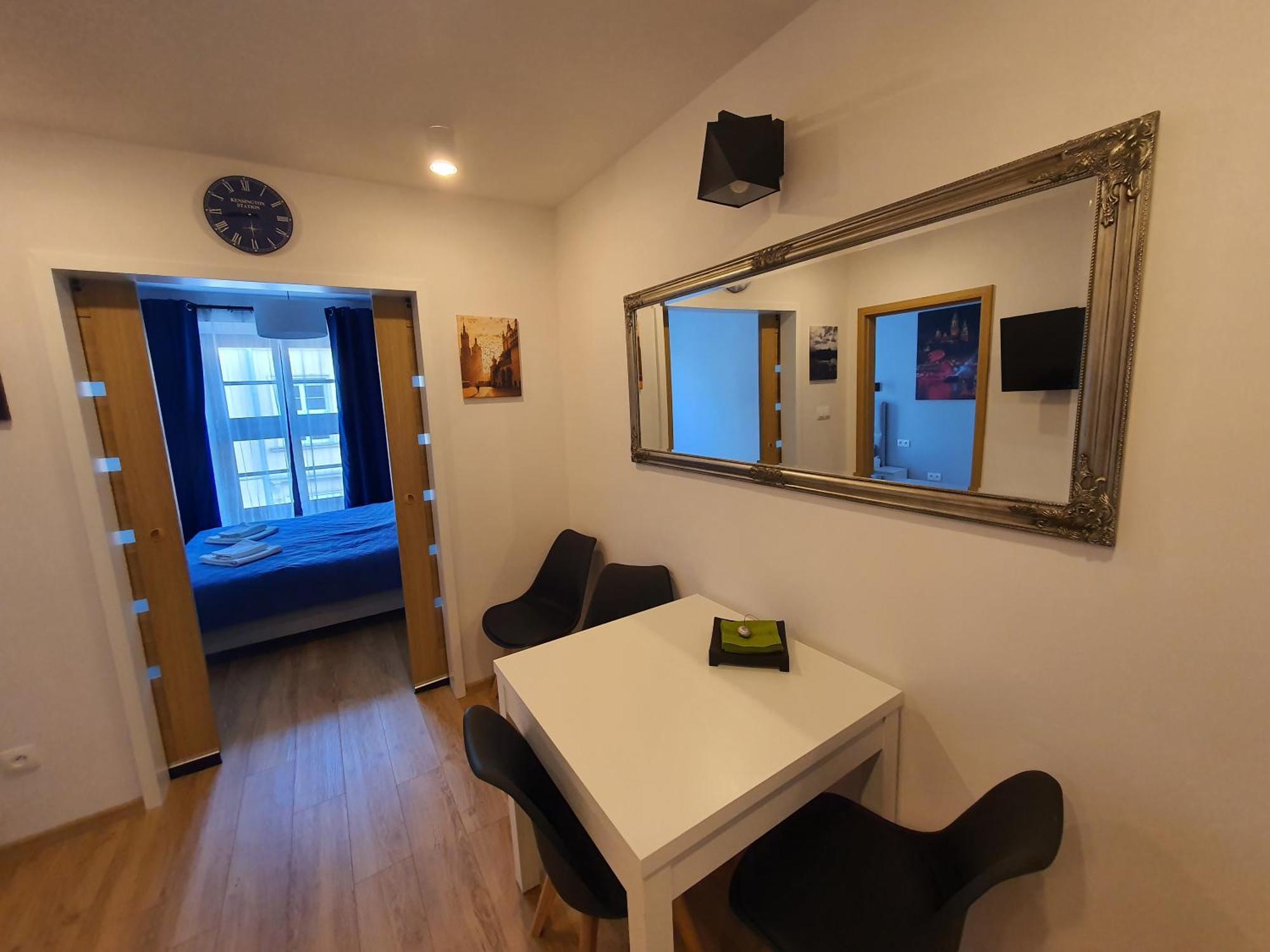 Apartments Legendary Krasków Εξωτερικό φωτογραφία